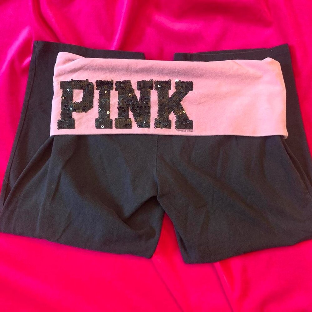 Sequin Foldover Capri Leggings